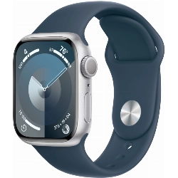 Apple Watch Series 9, 45 мм, корпус из алюминия серебристого цвета, спортивный ремешок цвета «грозовой синий», размер S/M