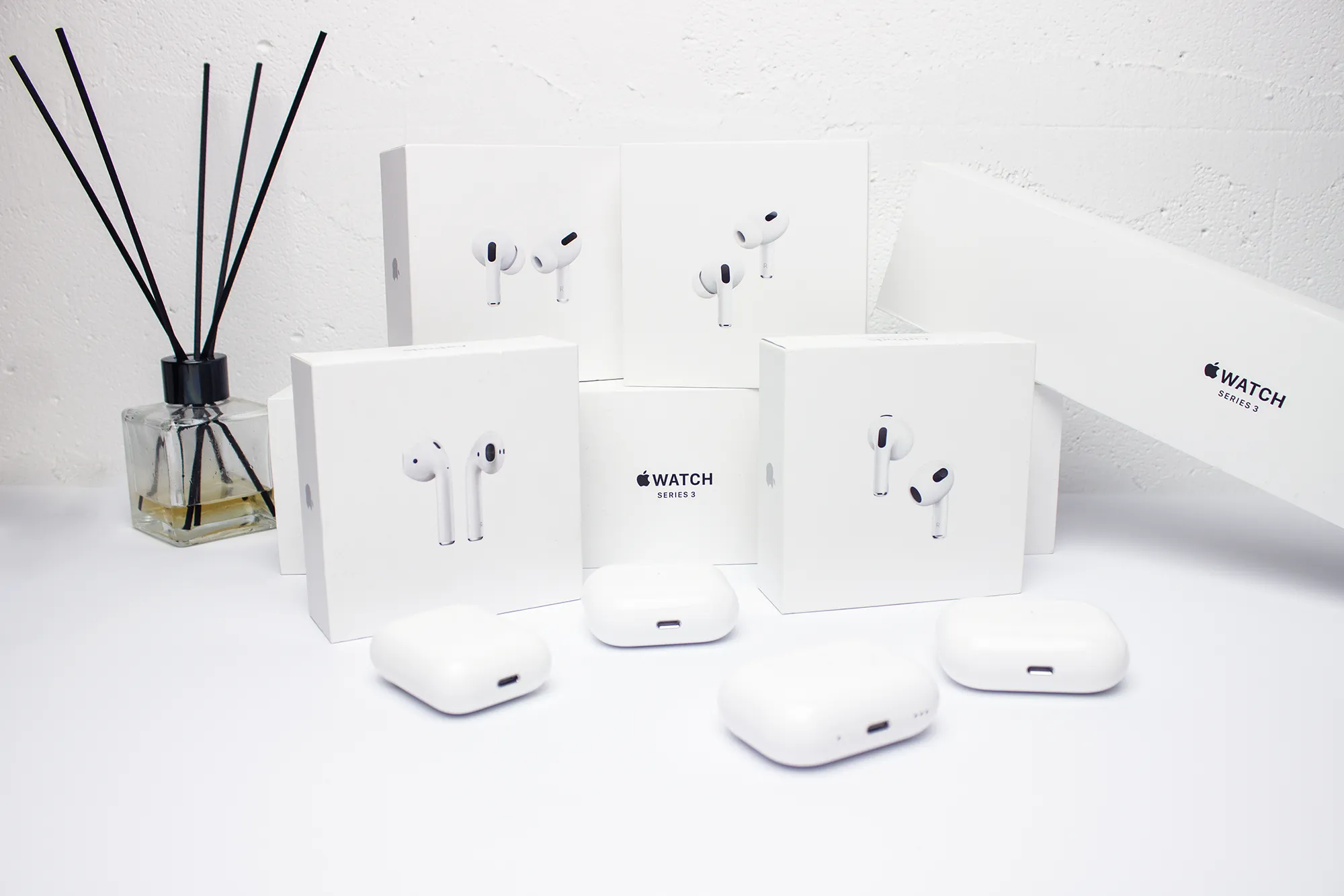 Беспроводные наушники Apple AirPods Pro MagSafe и AirPods Pro 2: В каких сценариях они лучше друг друга